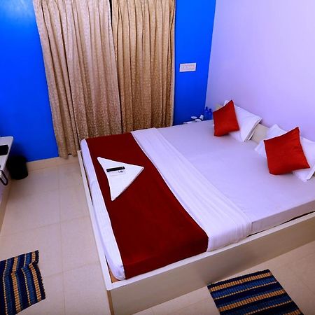 Railview Inn Bhubaneswar Exterior photo